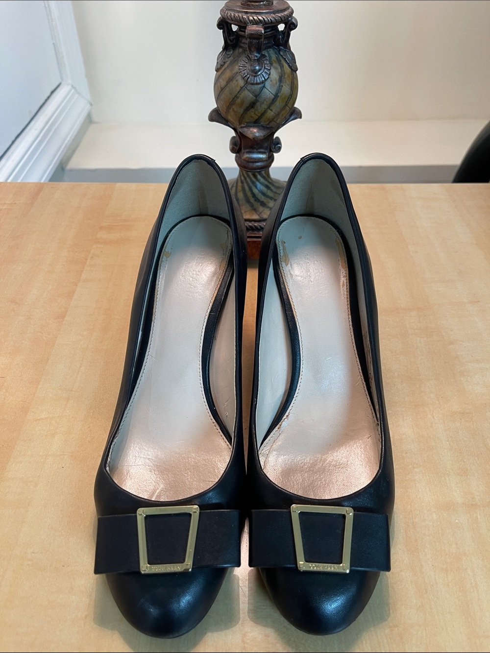 Cole Haan, Classic Leather Block Heel w/ Gold Buckle, Color: Black, Size: 7.5